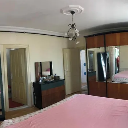 Gazde/Camere de închiriat Kpz Homestay Sleeping *